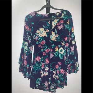 Long sleeves short pant dress